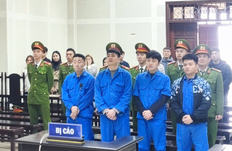 Xét xử nhóm đối tượng cho vay lãi suất từ 235%/năm đến 1.965%/năm