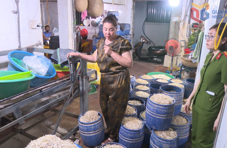 Khởi tố, bắt tạm giam 2 đối tượng sản xuất giá đỗ bằng chất cấm tại phường Quảng Yên