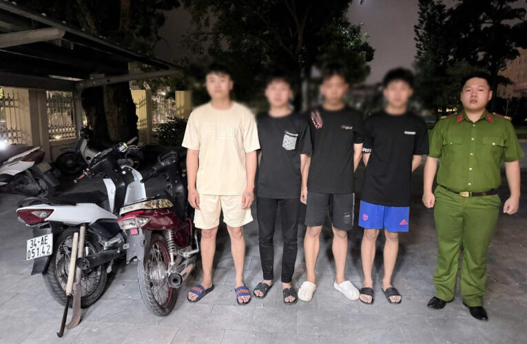 Kịp thời ngăn chặn nhóm thanh thiếu niên mang hung khí gây rối an ninh trật tự giữa đêm
